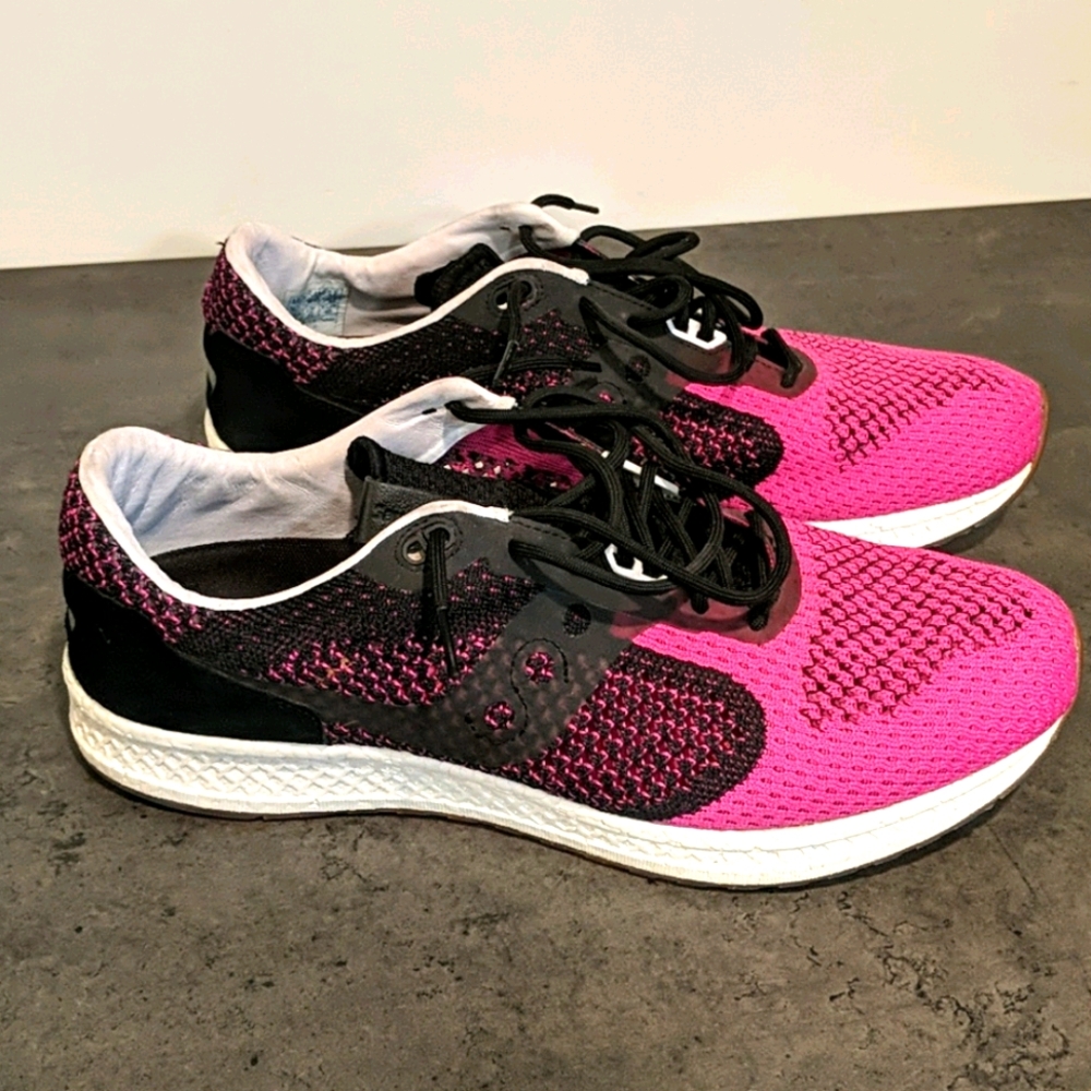 Saucony Shadow 5000 EVR Solebox pink devil